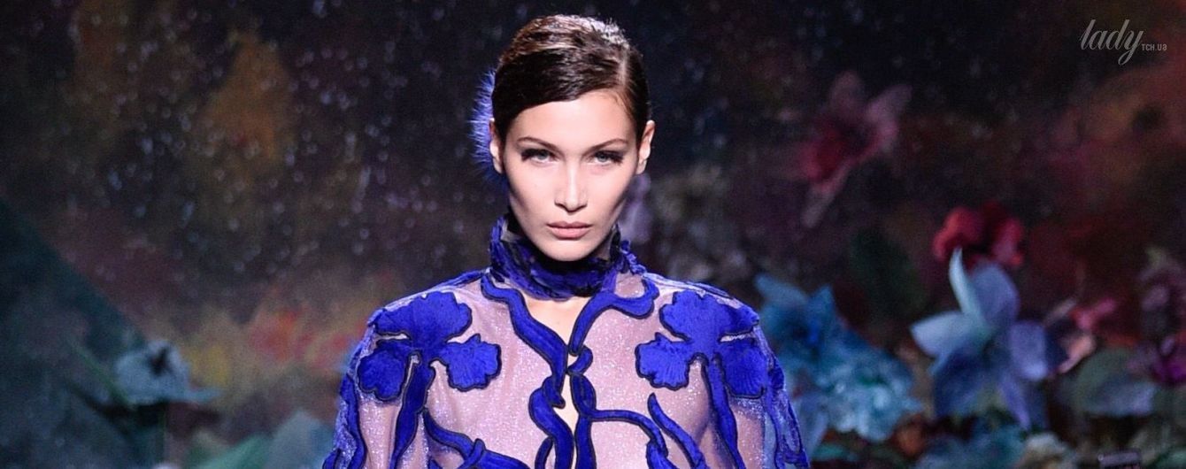 Все ради карьеры: Белла Хадид вышла на подиум без нижнего белья