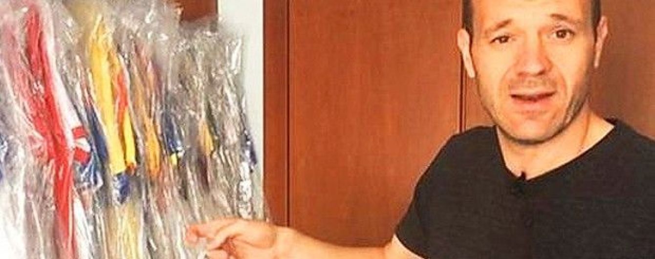 Гравець збірної Андорри зібрав неймовірну колекцію невипраних футболок суперників