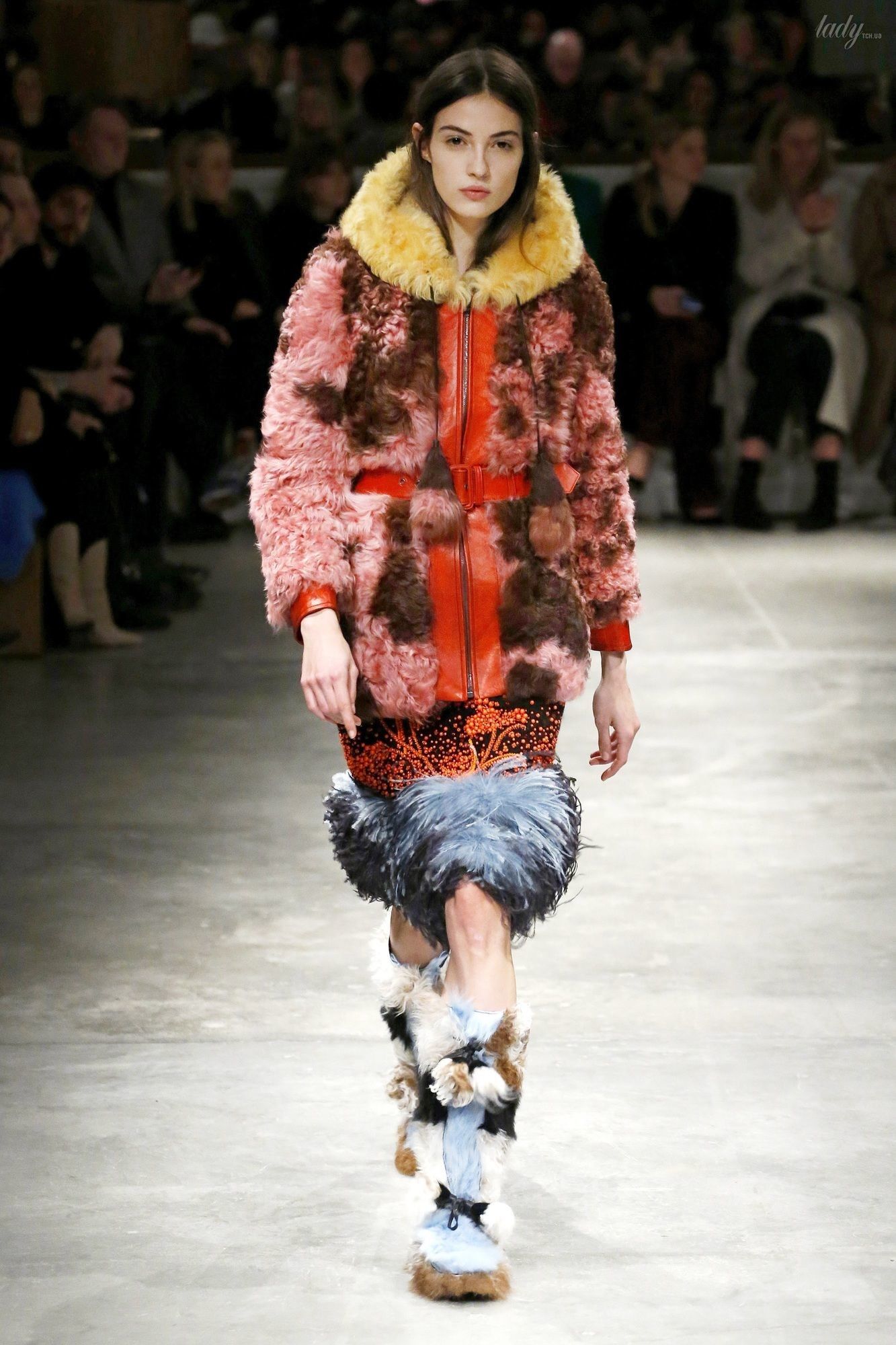 Коллекция Prada прет-а-порте сезона осень-зима 2017-2018_19