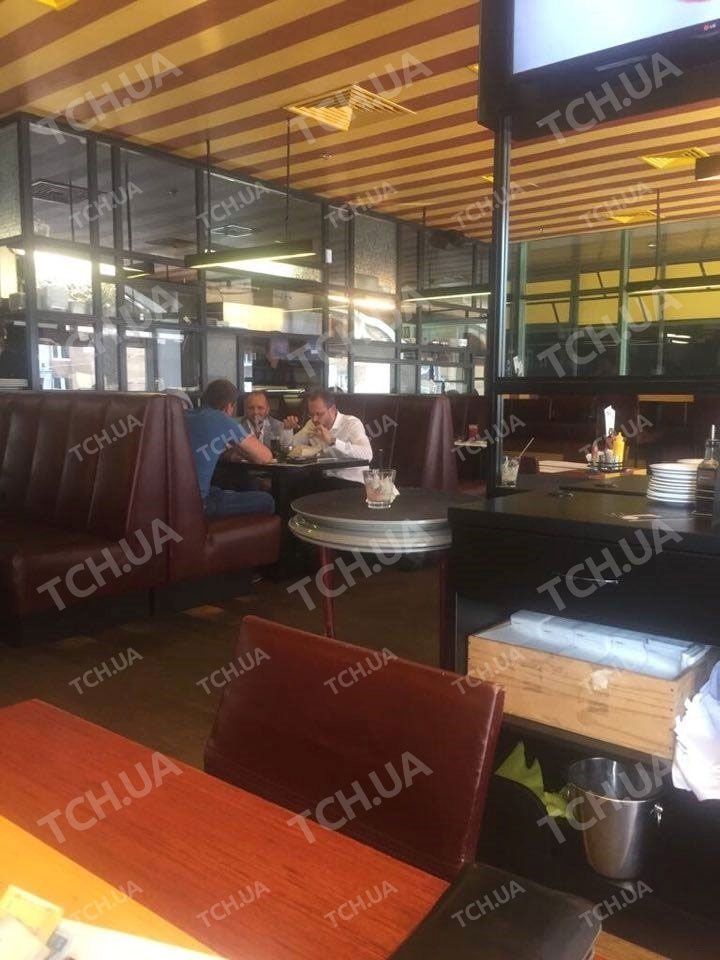 Поляков та Пинзеник