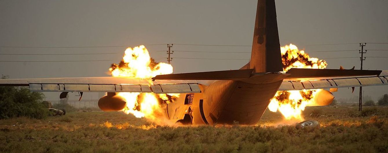 У США розбився військовий літак, є жертви