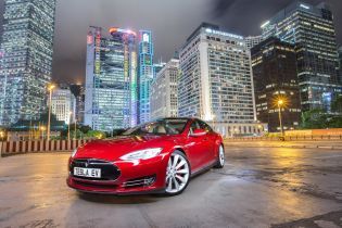 В Гонконге перестали продаваться электромобили Tesla