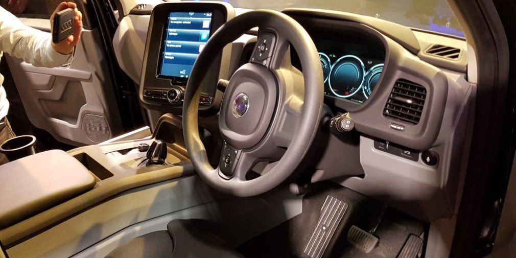 Geely TX5
