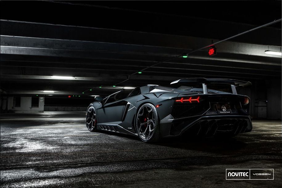 Lamborghini Aventador SV
