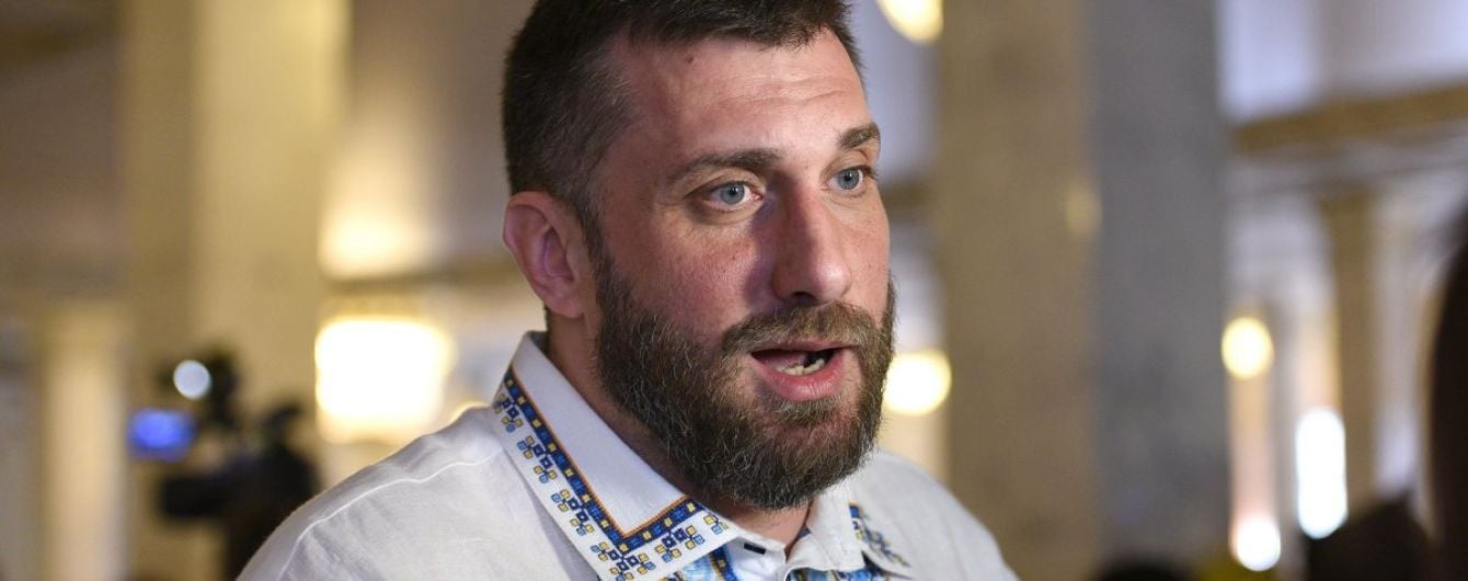Після голосування щодо недоторканності із фракції "БПП" вийшов один із депутатів
