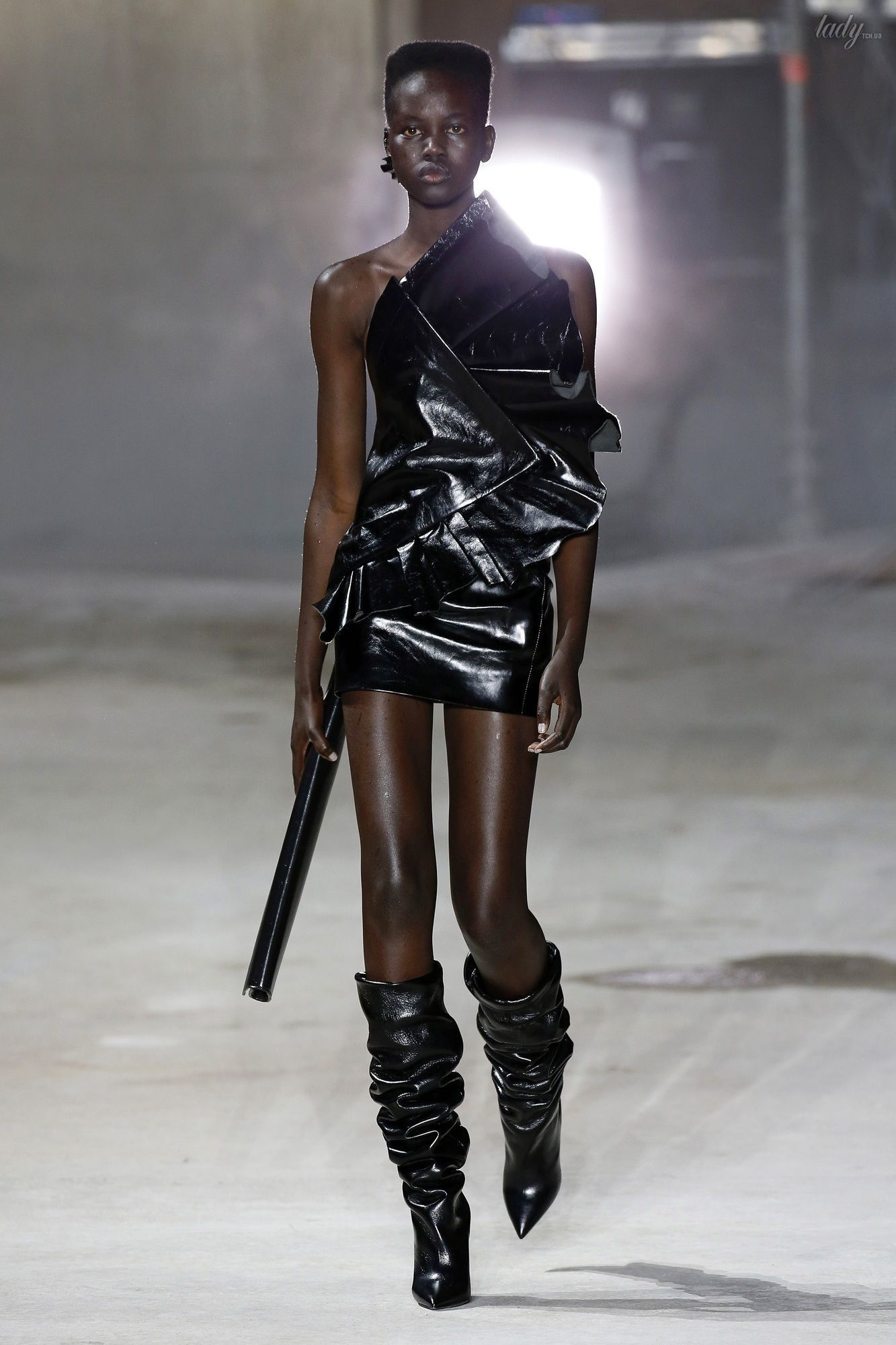 Коллекция Saint Laurent прет-а-порте сезона осень-зима 2017-2018_7