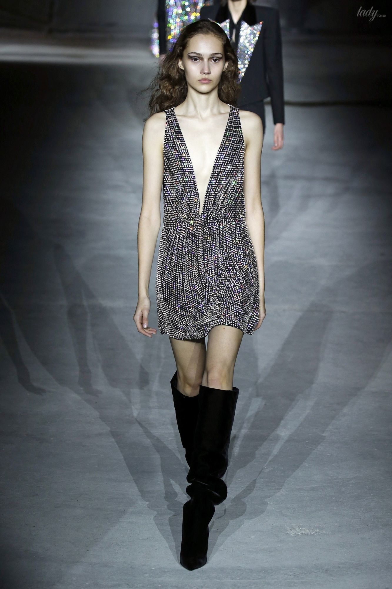 Коллекция Saint Laurent прет-а-порте сезона осень-зима 2017-2018_61