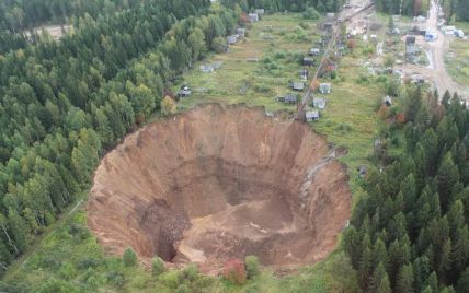 Ученые прогнозируют появление новых гигантских воронок на севере России