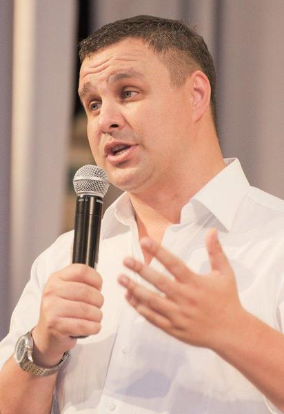 Екснардеп Максим Микитась