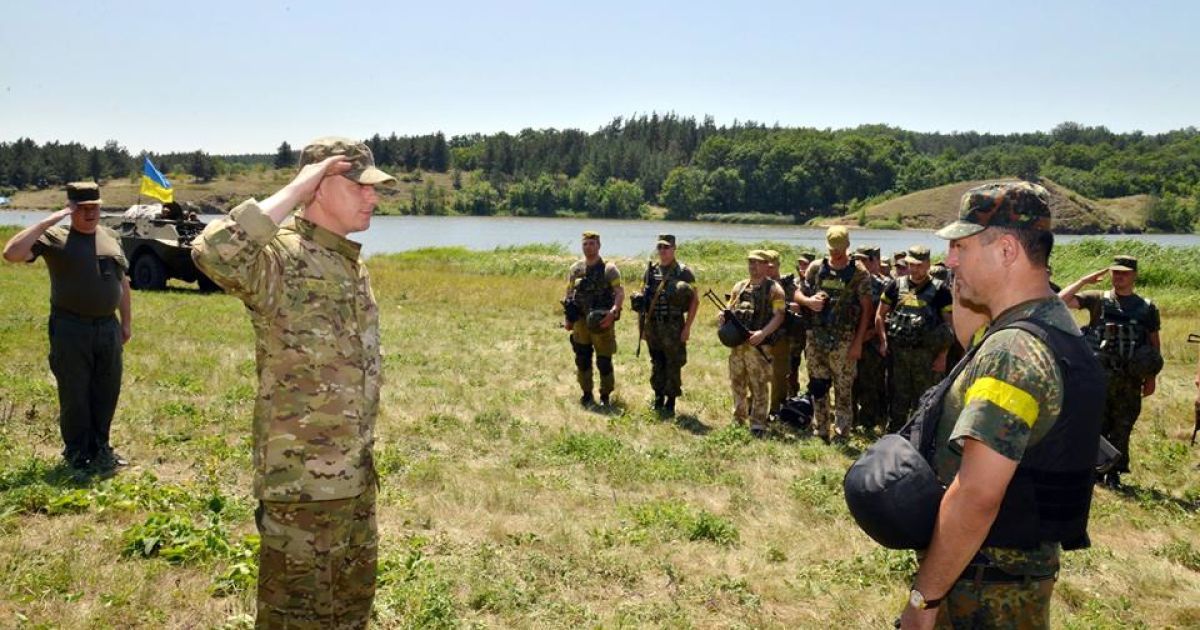 Новий спецбатальйон МВС Донецької області проходить навчання під управлінням бійців Нацгвардії. / © facebook.com/Вячеслав Аброськін