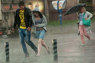 Синоптики попереджають про суттєву зміну погоди. Прогноз на 7 серпня