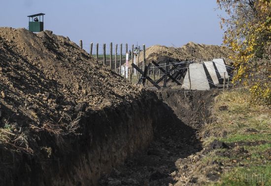 Одному из фигурантов дела о хищении денег на проект "Стена" избрали меру пресечения