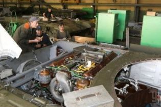 Директор Львовского бронетанкового завода впервые прокомментировал коррупционный скандал