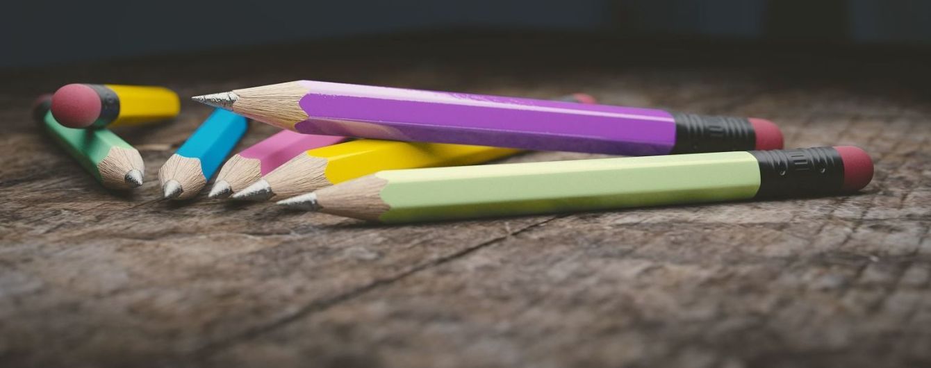 Страна производителя и защитные элементы: как правильно покупать канцтовары для школьников
