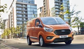 Ford представил новый коммерческий фургон Transit Custom