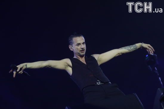 Солиста Depeche Mode выписали из минской больницы
