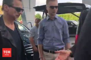 Легендарні Depeche Mode прилетіли до Києва. Ексклюзив ТСН