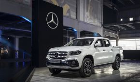 Mercedes-Benz представил первый серийный пикап в своей истории