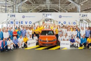 Volkswagen начал серийное производство нового хэтчбека Polo