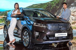 Kia показала обновленный кроссовер Sorento