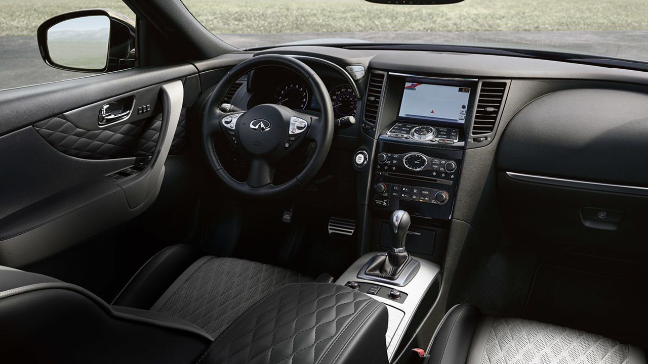 Infiniti QX70