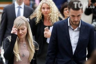 Останнє прохання: батьки тяжкохворого Чарлі Гарда хочуть, аби він помер удома