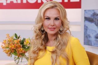 Камалія розповіла про власну ділянку на Місяці та доньок-гімнасток