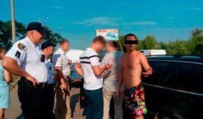 На Миколаївщині викрили іноземця, який знімав порно з неповнолітніми