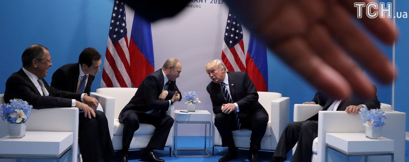 Тиллерсон рассекретил, почему переговоры Трампа и Путина длились дольше - СМИ