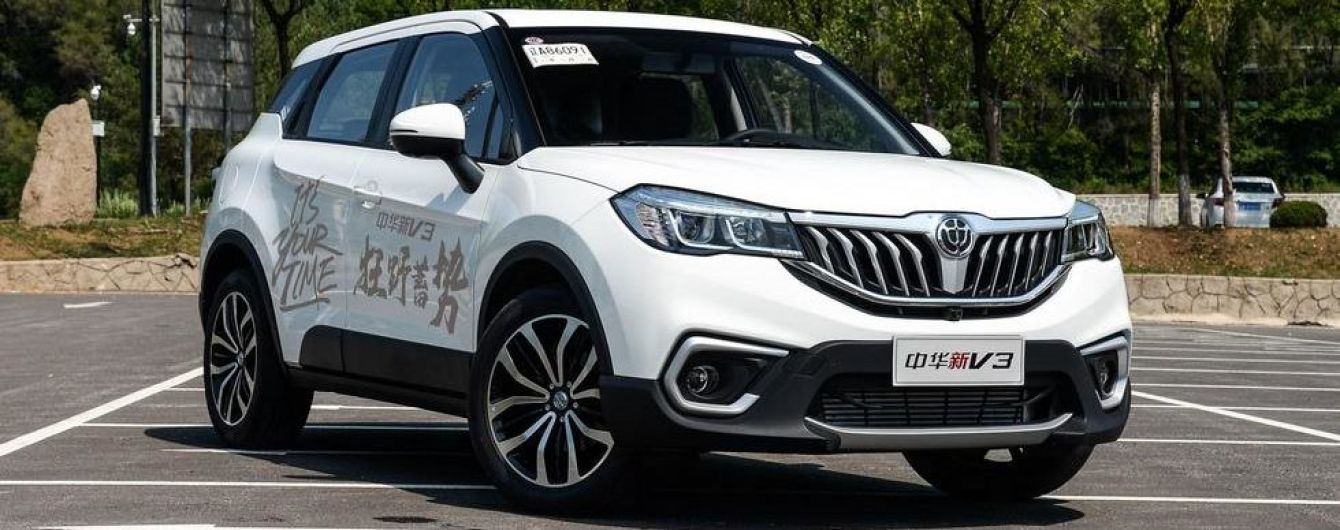 В Китае стартовали продажи обновленного кроссовера Brilliance V3