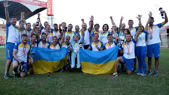 Українці тріумфально повертаються з Дефлімпіади із 99 медалями