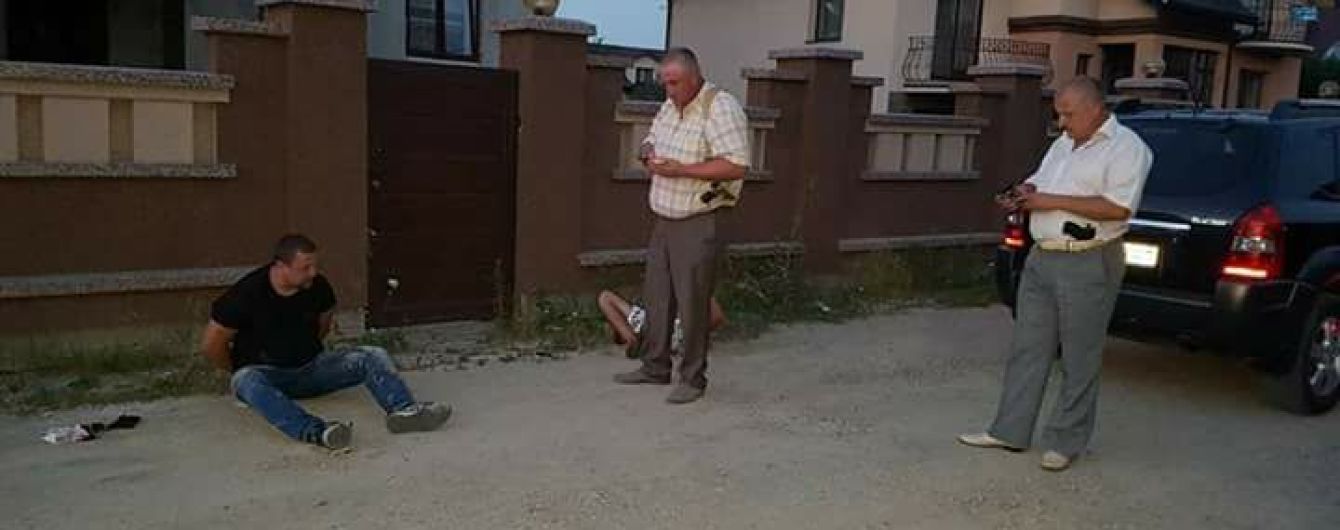 В Ивано-Франковске схватили мужчину, который пытался застрелить предпринимателя в центре города