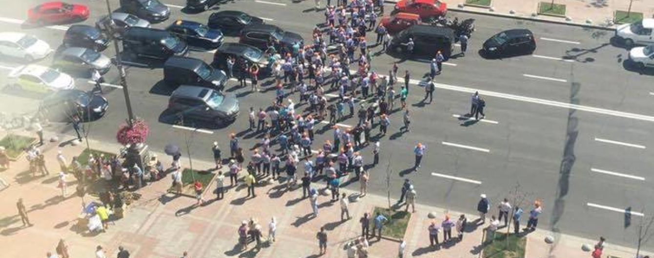 В центре Киева митингуют парковщики