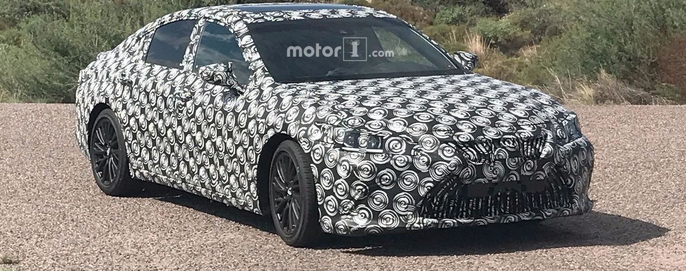 Lexus начал дорожные испытания нового седана ES