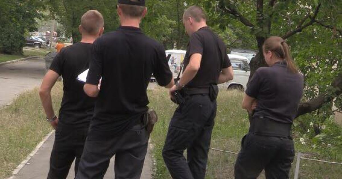 Трагедія у Києві: з вікна випала 7-річна дівчинка