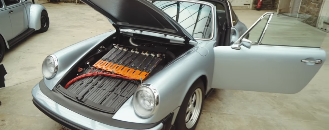 Porsche 911 SC Targa 1979 года превратился в электрокар