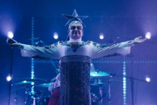 Верка Сердючка заспівала перед дизайнерами Дольче і Габбана на вечірці російського мільйонера