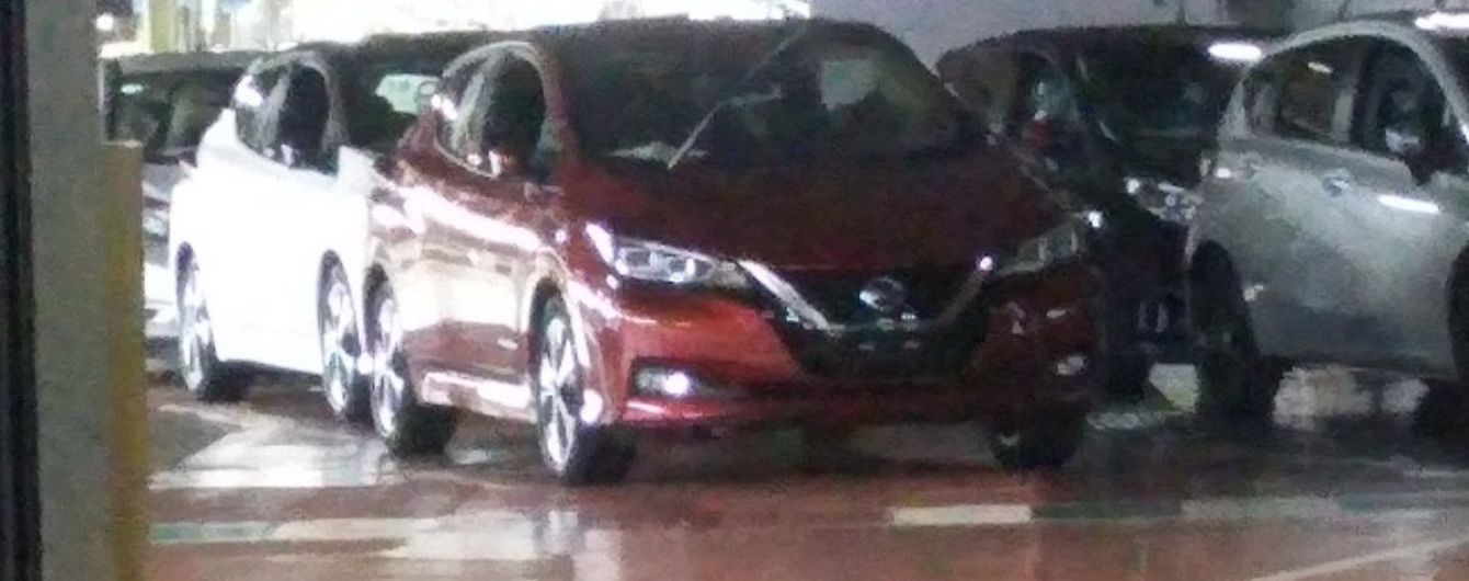 В Сети появились очередные "живые" фото Nissan Leaf нового поколения