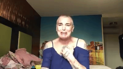 Шинейд О'Коннор gif