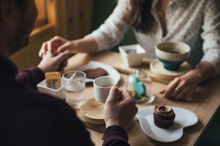 Кава, банани та вода: якою є смертельна доза звичних продуктів. Інфографіка
