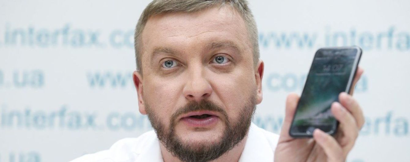 Верховная Рада не поддержит инициативу привязать мобильную связь к паспортам - Петренко