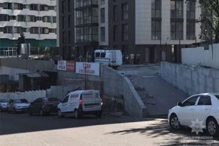 У Дніпрі невідомі розстріляли чоловіка й травмували ще двох