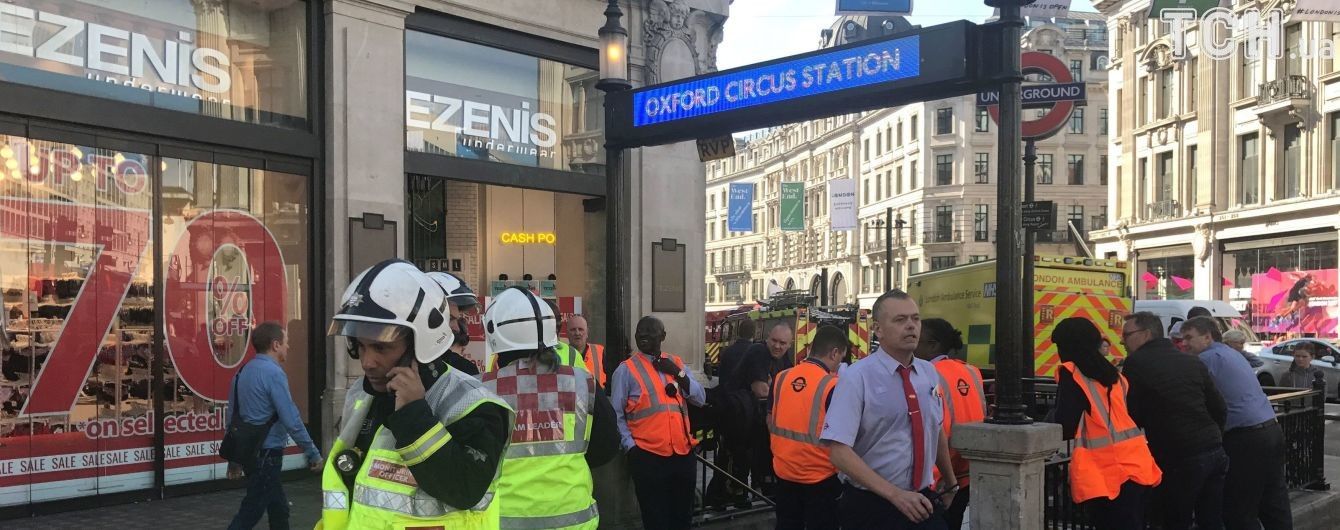 В Британии в час пик загорелся вагон метро
