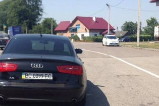 На Львівщині затримали нардепа, який перебував за кермом напідпитку - ЗМІ