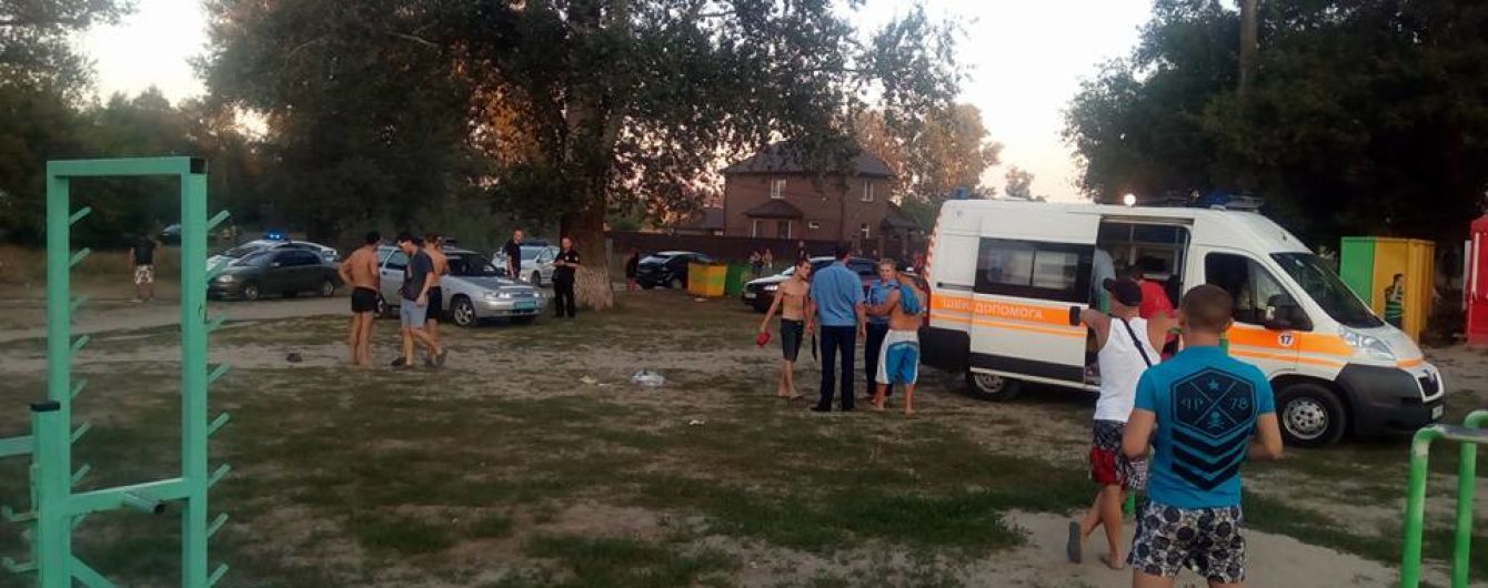 Появилось видео смертельной стрельбы на пляже в Полтаве