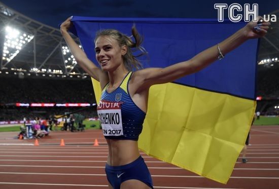 Стрибунка-красуня Левченко виграла першу медаль України на чемпіонаті світу в Лондоні