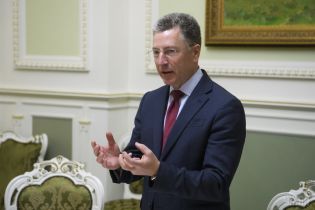 Создания конструктивного климата: Волкер призвал освободить всех пленных