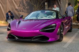 В Пеббл-Бич представили уникальный McLaren 720S