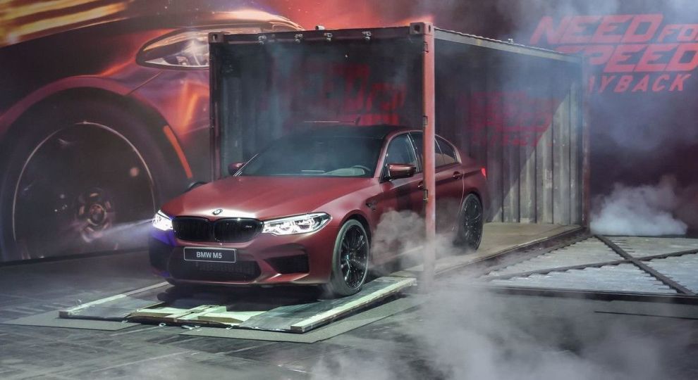 BMW официально представила новый «заряженный» седан M5