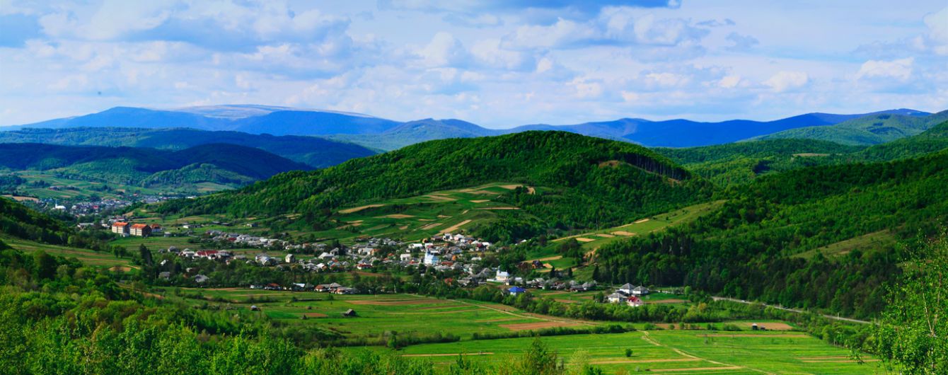 Кулінарний тур Закарпаттям. Приготування французьких макарунів та супу "п'яний баран"